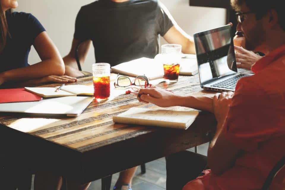 7-common-pitfalls first time entrepreneurs fall into 4